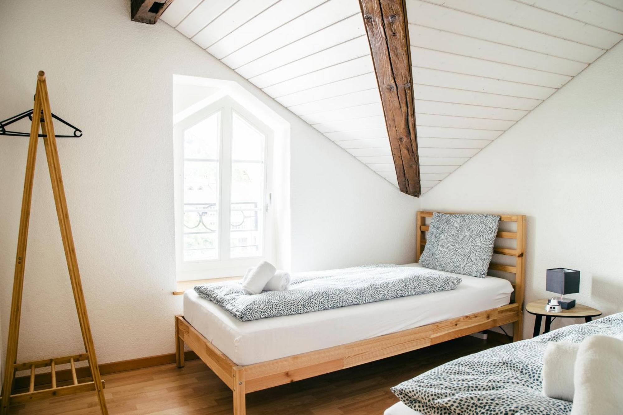Nimbuzzz Apartments Unterseen 객실 사진